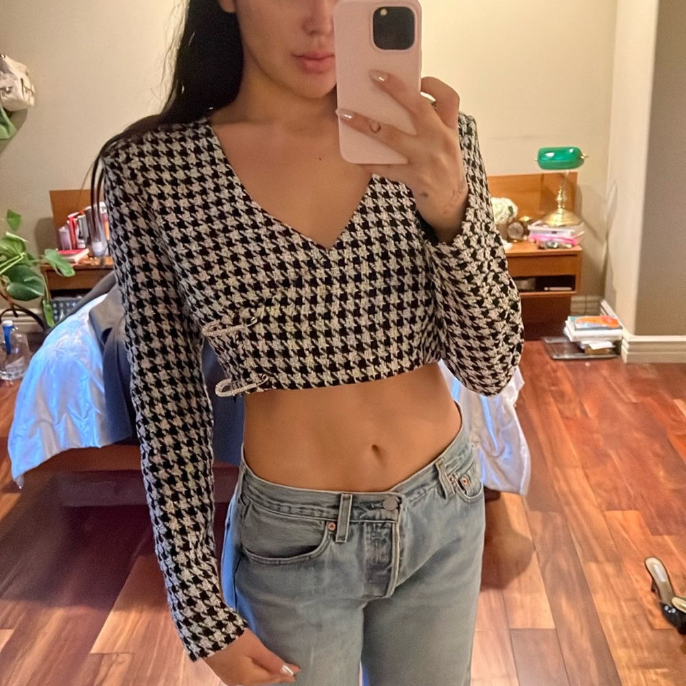 Zara Black and White Wrap Crop Top